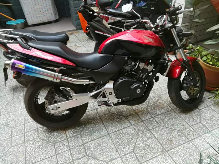 本田小黄蜂cbf250