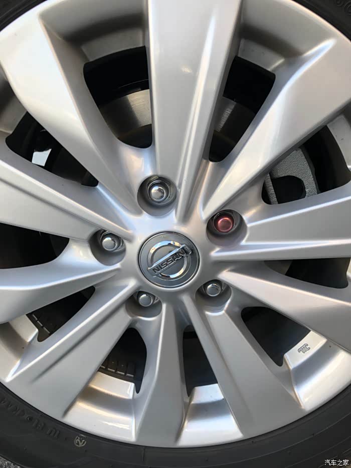 这个轮毂螺栓到底是表示什么?