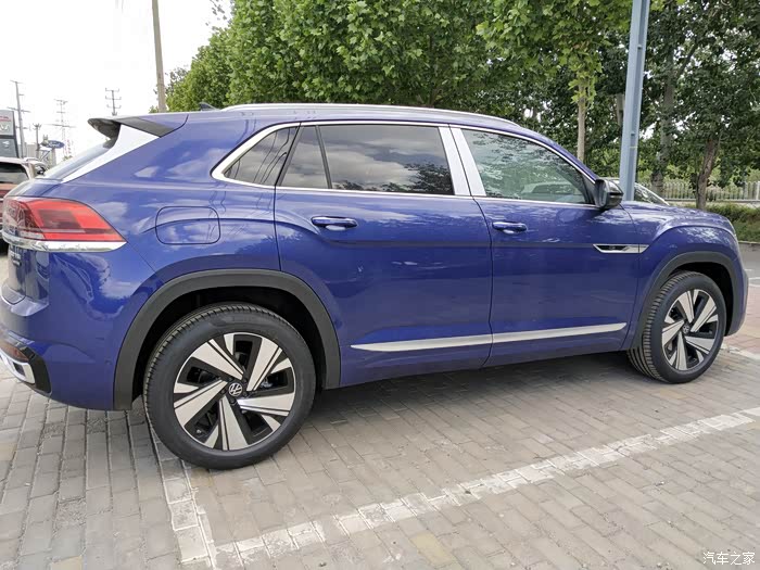 蓝色途昂x提车就是要一点沉稳和运动