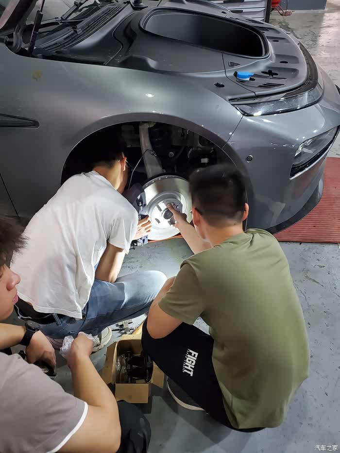 小鹏p7的刹车异响是怎样解决的请看详细图解