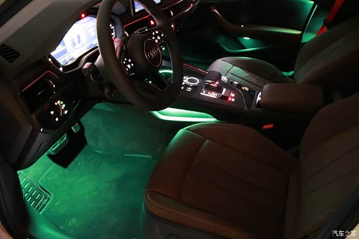 看这氛围灯多炫刚升级的