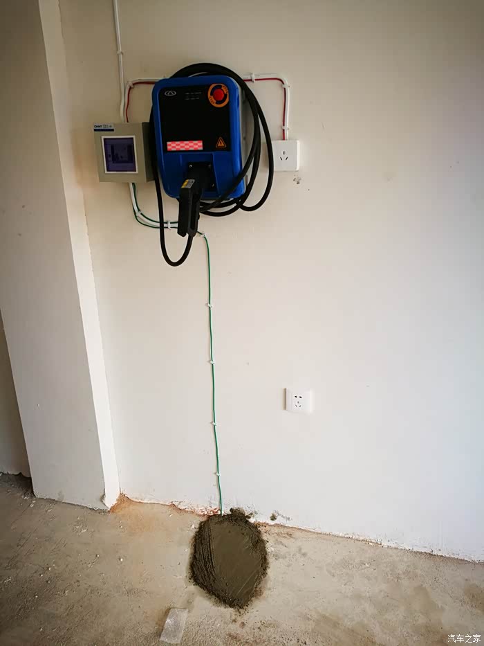 元旦安装充电桩及地线,终于可以正常充电了