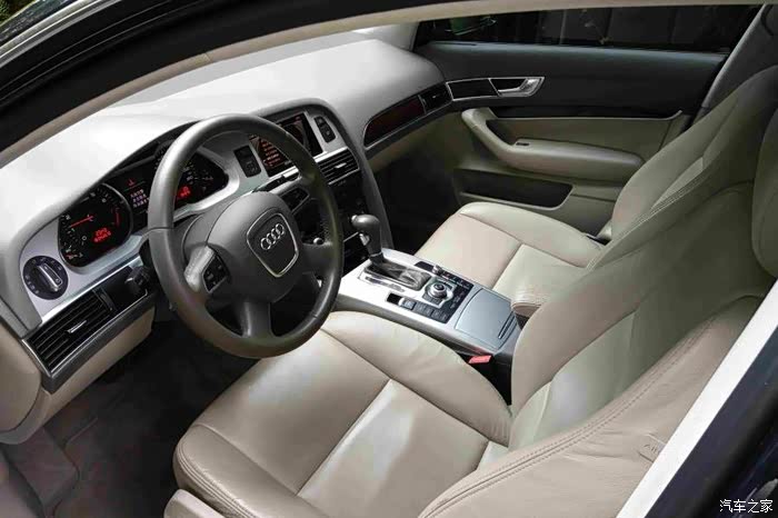 11年奥迪a6政府公车13万起拍买车修车养车