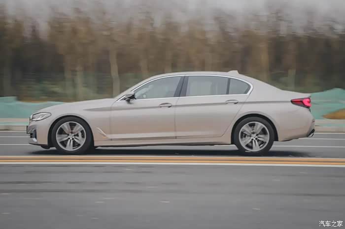 【精华达人大评比】新款宝马530li 最值得推荐的c级车?