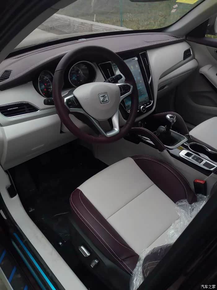 【图】众泰sr7千山暮雪内饰,美的不要不要的_众泰sr7论坛_汽车之家