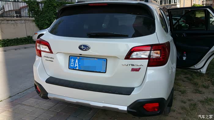 【图】给虎子加后护板sti原厂标,画龙点睛_傲虎论坛_汽车之家论坛