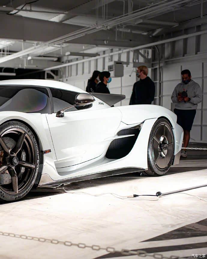 柯尼塞格regera跑车白色超帅