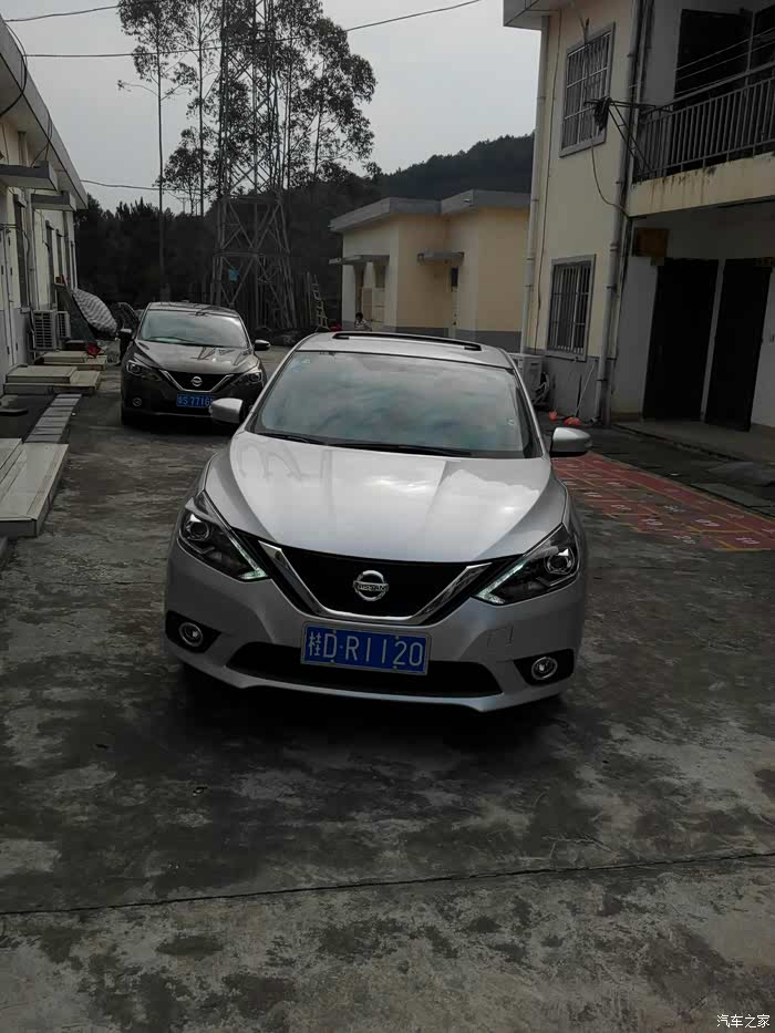 16款新轩逸1.6至尊版月光银提车作业