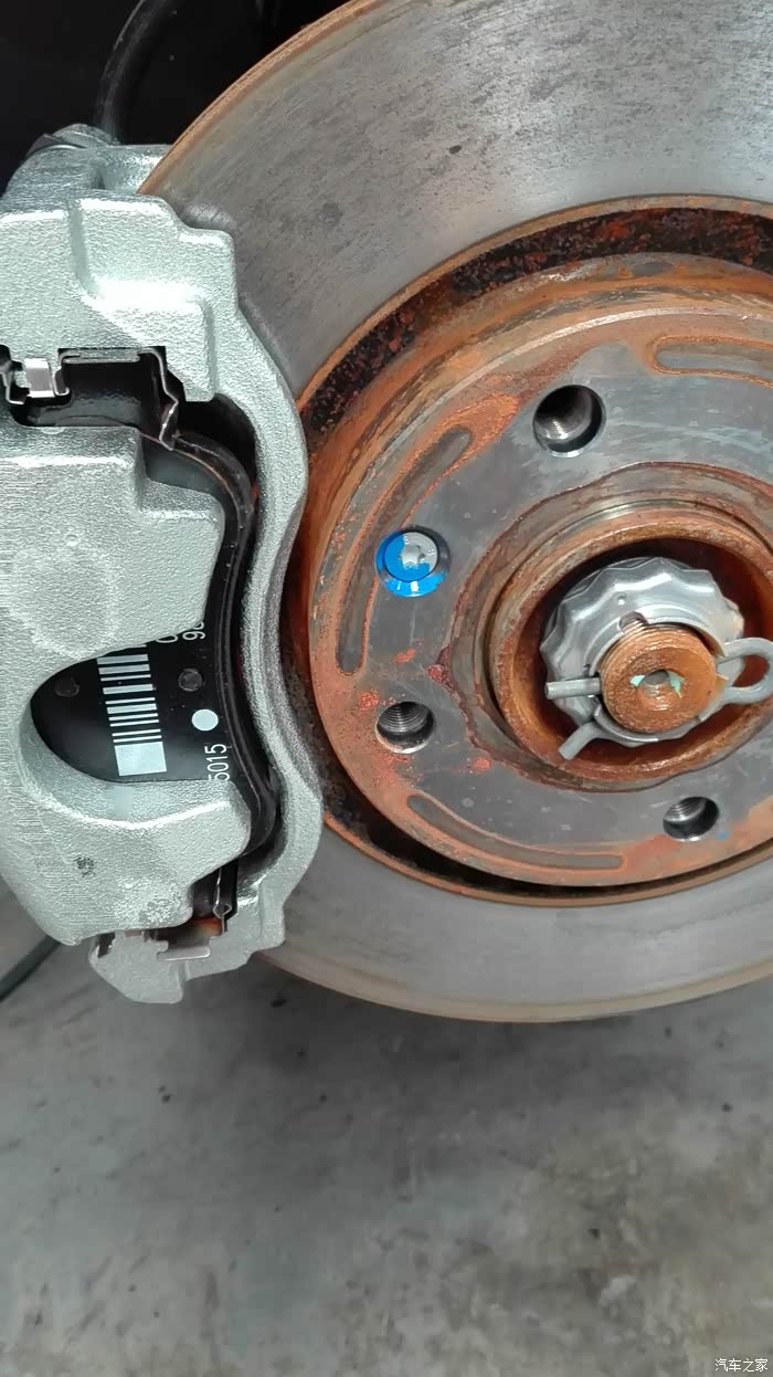 前刹车钳,谁知道是什么牌子的?