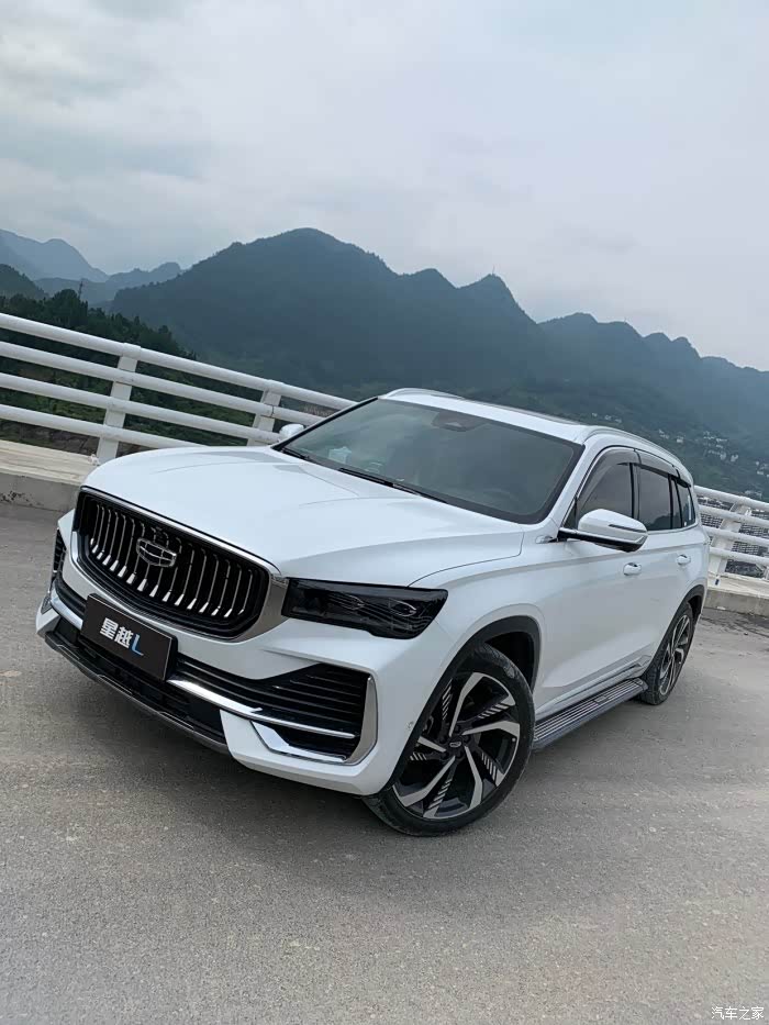 一见钟情就是你吉利星越l