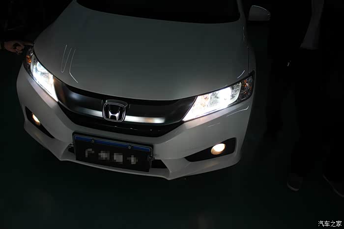 广州改灯本田新锋范大灯升级实惠q5透镜套餐