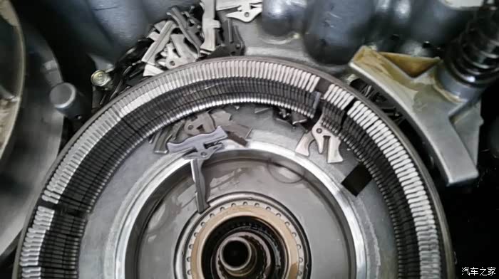 07款欧蓝德8年车变速箱坏了有图