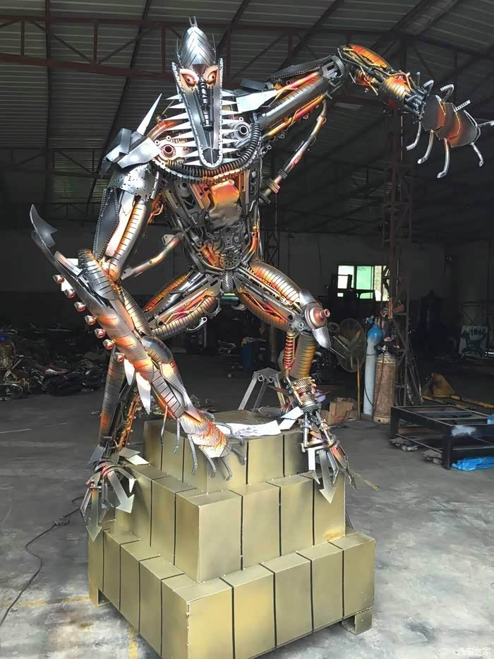 电影《变形金刚》里的堕落金刚,帅的不要不要的