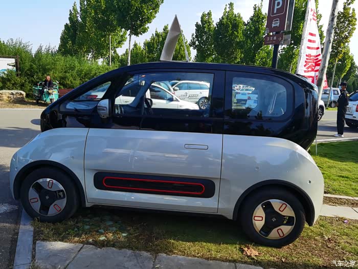 中秋车展看车之宝骏卡哇伊