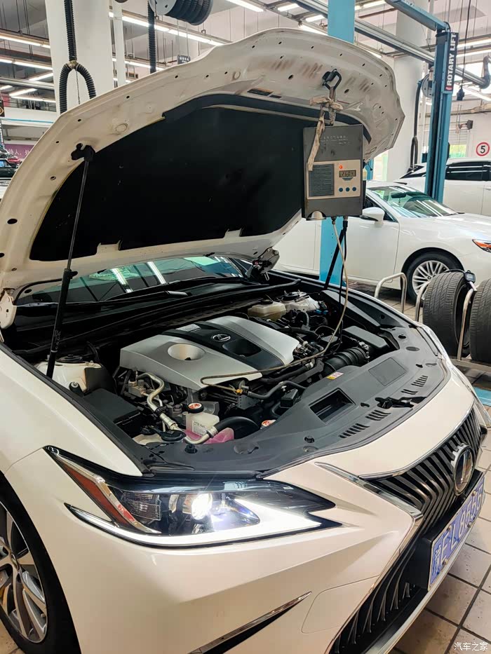 雷克萨斯es300正常保养记录40000公里