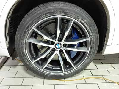 611m 285/325轮胎 m刹车_宝马x5论坛_手机汽车之家