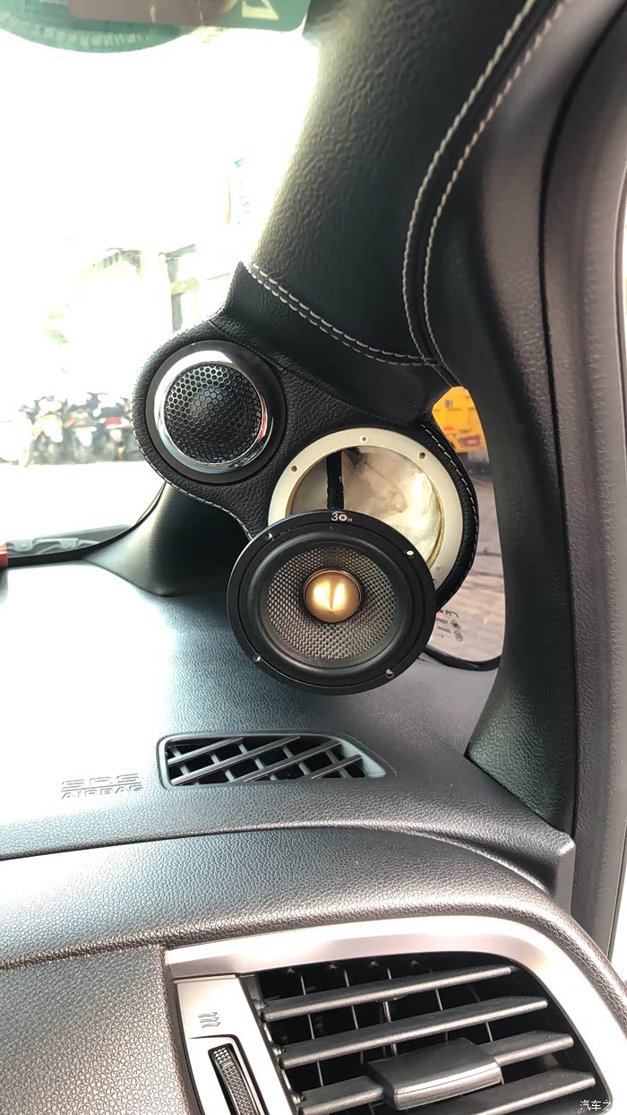 飞度音响升级全车喇叭线作业