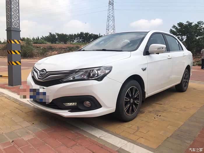 比亚迪f3一款性价比很高的紧凑车型