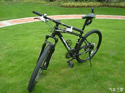 购美利达"破风"山地车