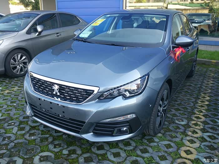 官方推荐——全新308 1.6t尊贵版铂金灰万字提车作业