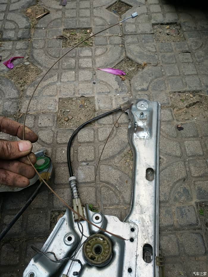 玻璃升降器更换作业