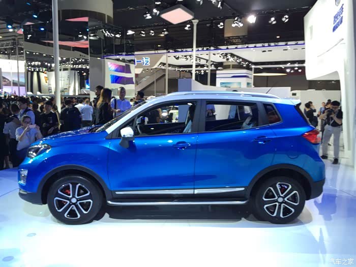 直播结束全新小型suv长安cs15广州车展首发亮相