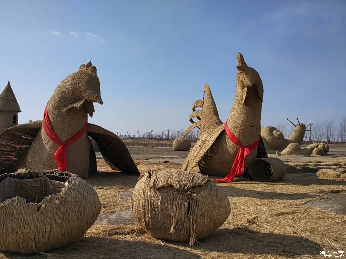 盘锦第二届稻草艺术节