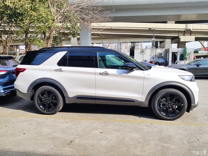 【图】智能化的格陵兰白探险者_探险者论坛_汽车之家论坛