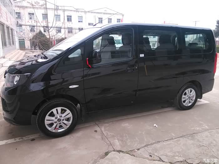 创业路上的新起点瑞风m3豪华智能型16黑色版