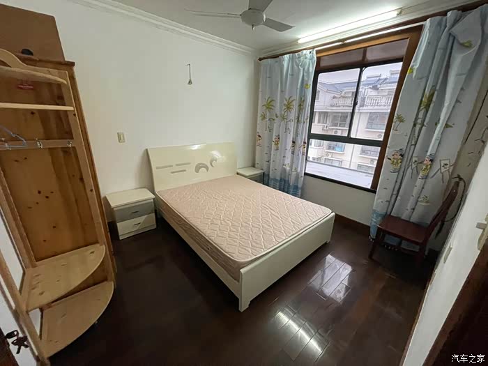 房子卖了,上点照片留个纪念,老装修了