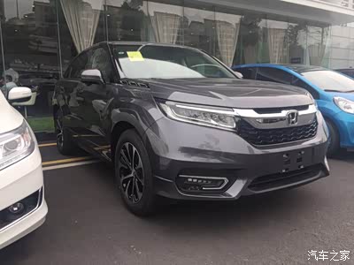 成都闪提冠道1.5t顶配太空银