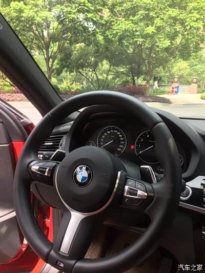 宝马骚红x4 20 既然首保留不住,不如写个提车贴