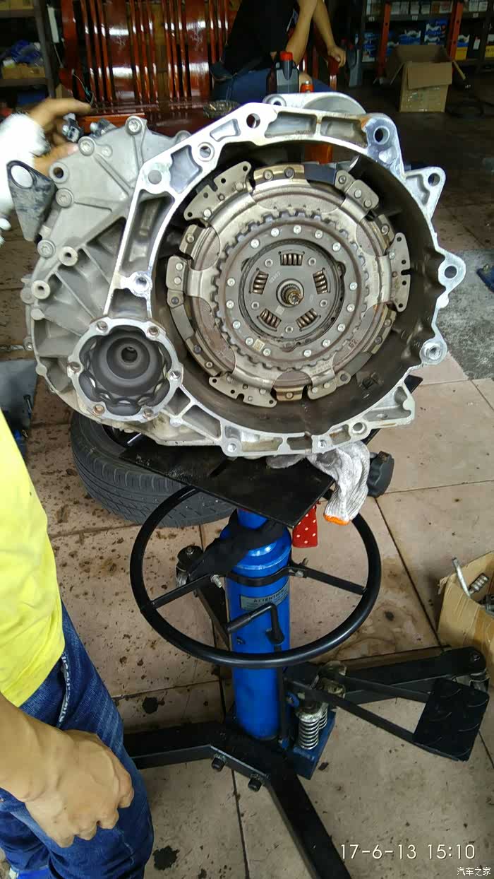 速腾1.4t更换飞轮