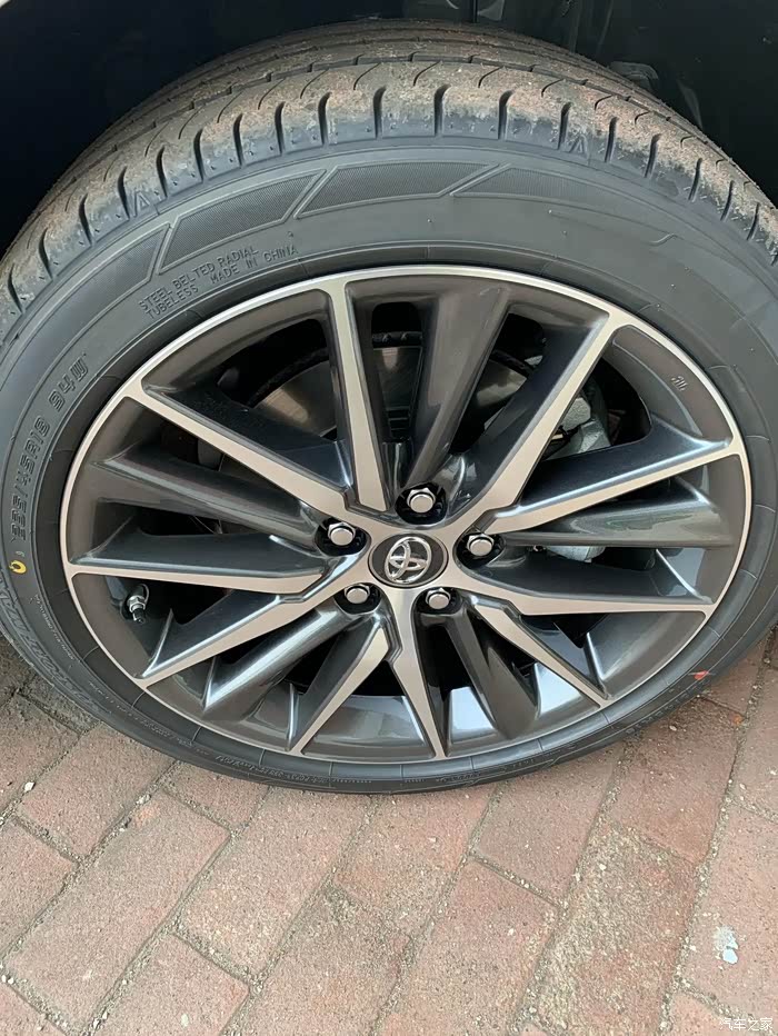 21款凯美瑞已到家,2.5g豪华珍珠白,落地23.