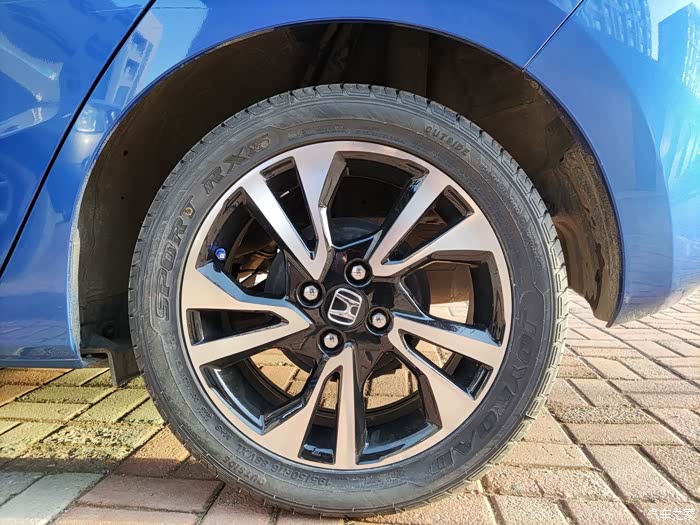 【图】三飞换胎了195/50/r16_飞度论坛_汽车之家论坛