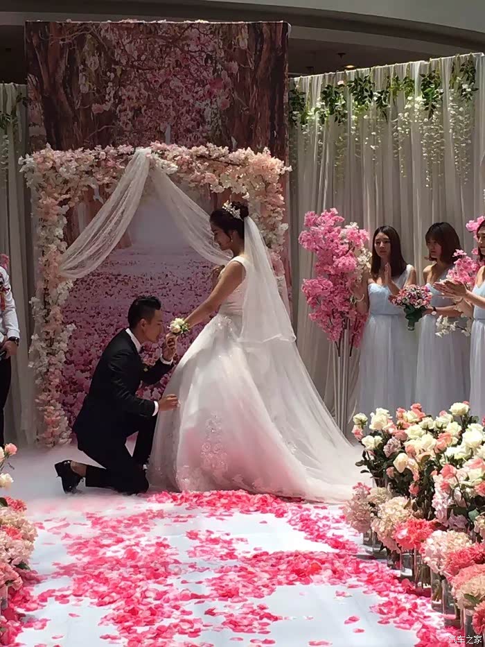 重庆宝马x6接亲车队,自己当婚车!