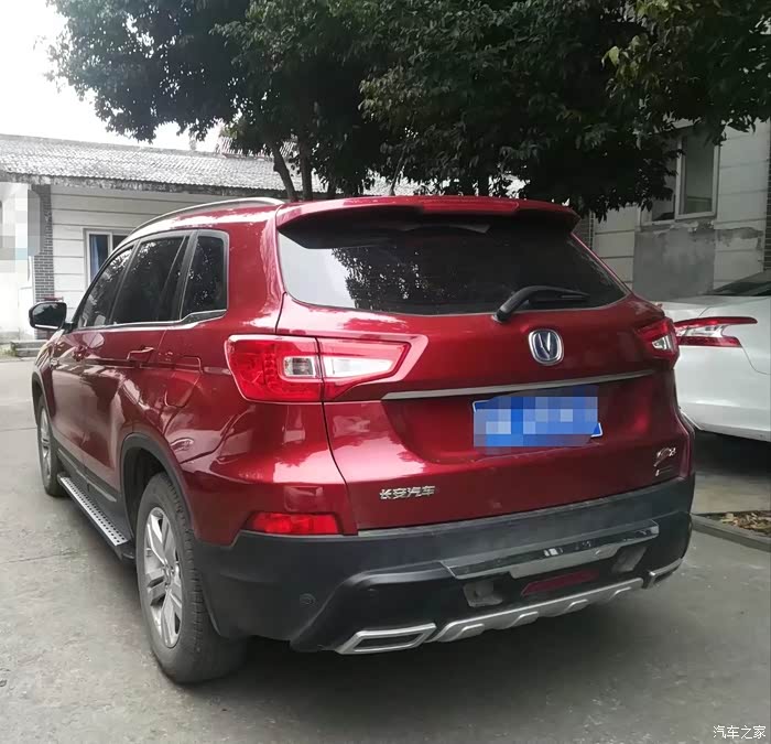 靓丽时尚的炫红长安cs75