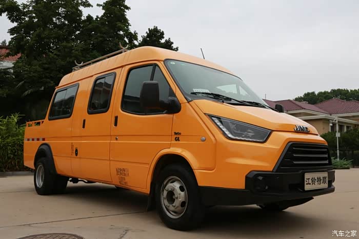 特顺改装工程车,是不是有种变形金刚的既视感