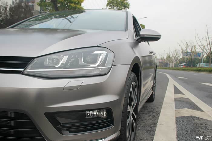 苏州高尔夫全车进口战斗金属灰