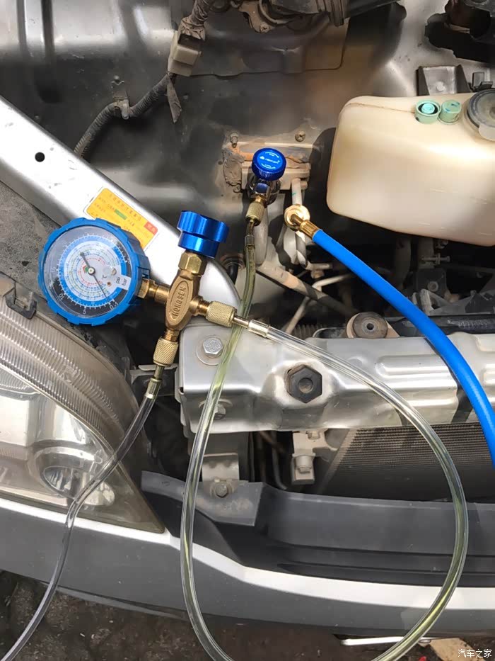 【图】正在抽真空_五菱之光论坛_汽车之家论坛