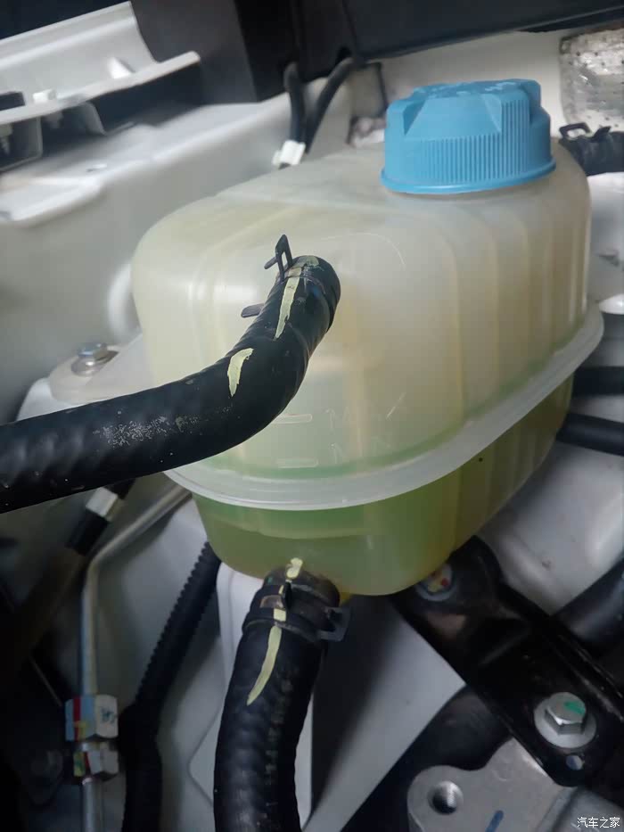 这样冷冻液是不是少了点