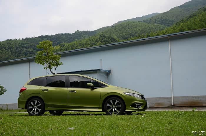 翡翠绿杰德6座cvt高清写真