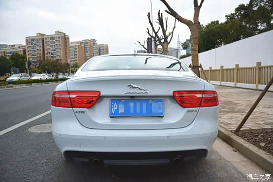 现在想想还是有点小激动,捷豹xe提车作业!