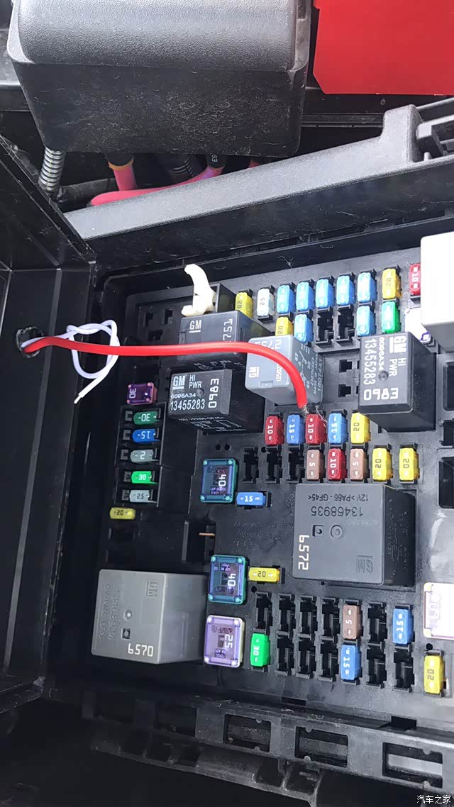 【图】问前盖保险盒接线保险!_凯迪拉克xt5论坛_汽车之家论坛