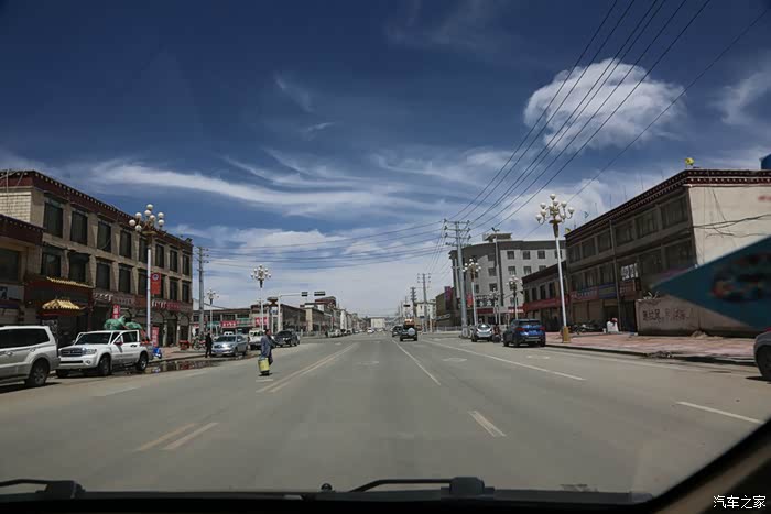 &nbsp; &nbsp; &nbsp;安多县海拔4800米,应该是全国海拔最高的县城了 