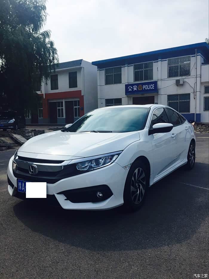 提车作业河南郑州珍珠白十代思域