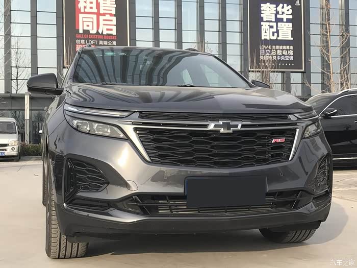 黑色雪佛兰探界者