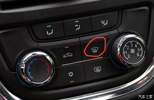 手动昂科拉15年10月之后出厂的车前玻璃除霜键一直亮关不了