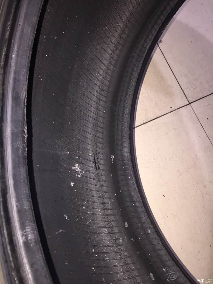 轮胎内侧龟裂问题求大神