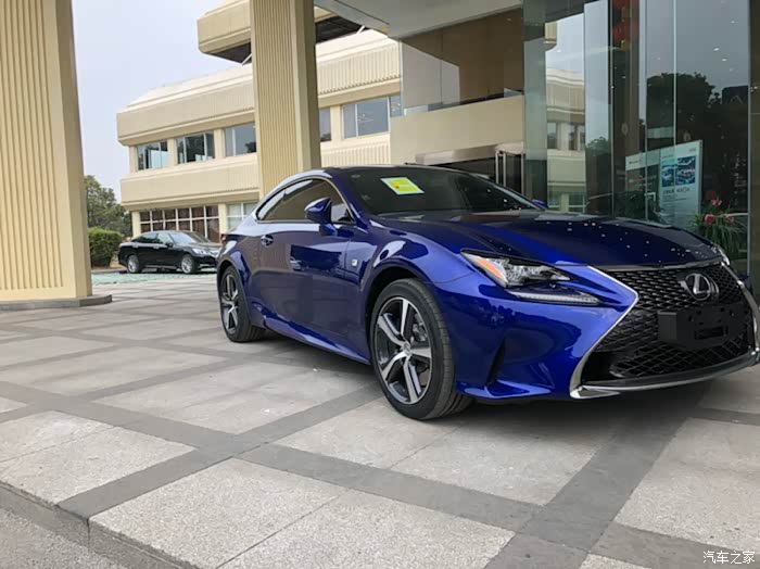 全国首辆rc300 出轮毂加胎